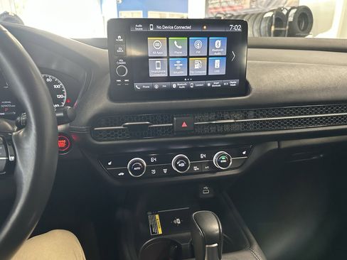 Used 2024 Honda HR-V EX-L image 7