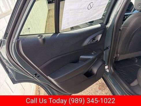New 2026 Chevrolet Trax LT w/ Driver Confidence Package FWD image 30