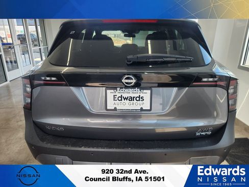 New 2025 Nissan Kicks SV AWD/4WD image 7