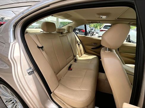 Used 2014 BMW 328i Sedan RWD image 19