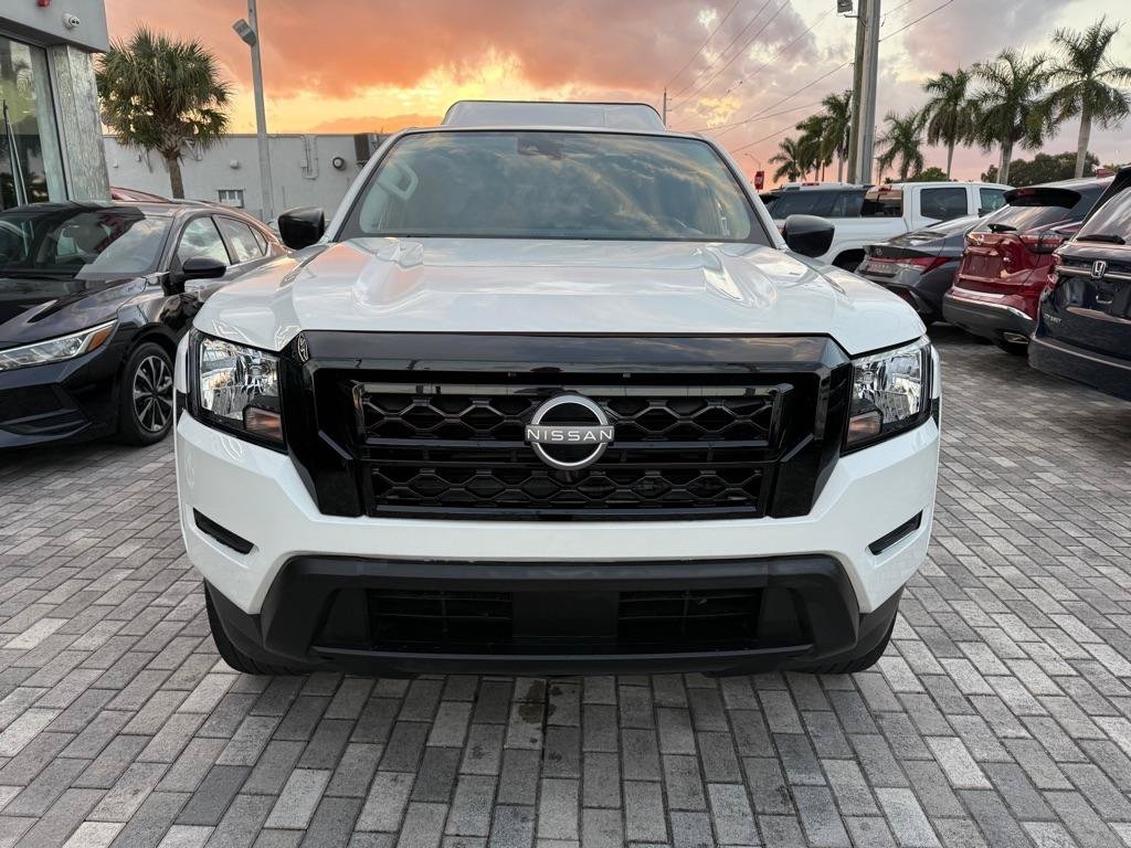 Used 2024 Nissan Frontier S w/ Technology Package RWD image 2