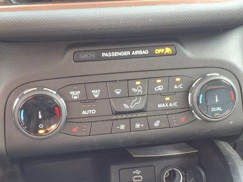 Certified 2023 Ford Bronco Sport Outer Banks w/ Tech Package AWD/4WD image 13