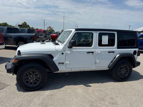 Certified 2025 Jeep Wrangler Unlimited Sport AWD/4WD image 3