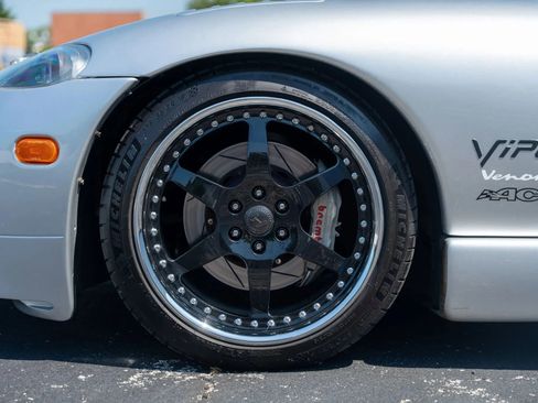 Used 1999 Dodge Viper GTS image 10