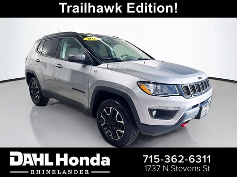 Used 2019 Jeep Compass Trailhawk w/ Leather Interior Group AWD/4WD image 1