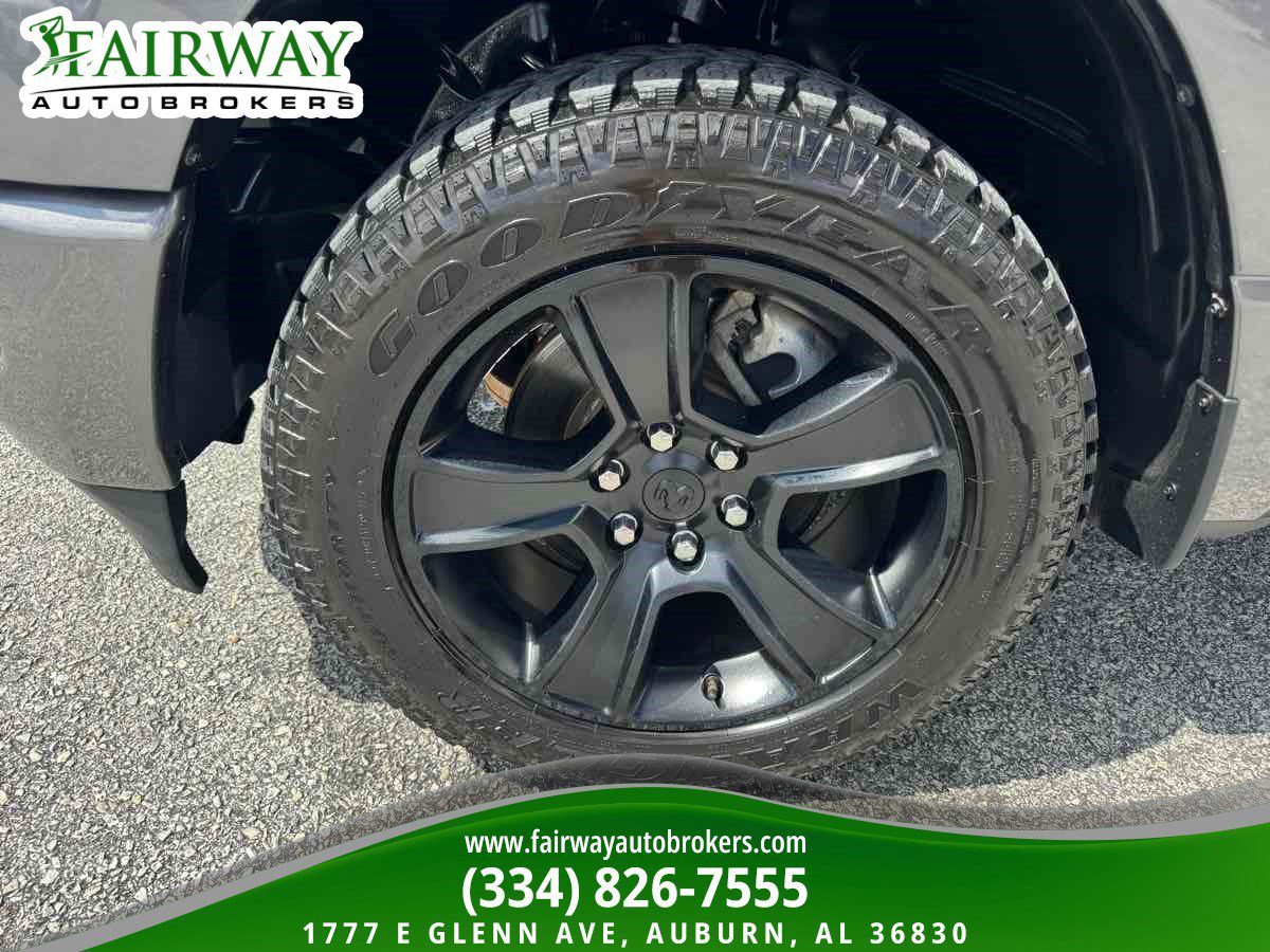 Used 2022 RAM 1500 Big Horn AWD/4WD image 32