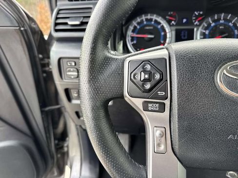 Used 2016 Toyota 4Runner SR5 RWD image 22
