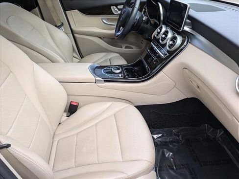 Certified 2018 Mercedes-Benz GLC 300 image 19