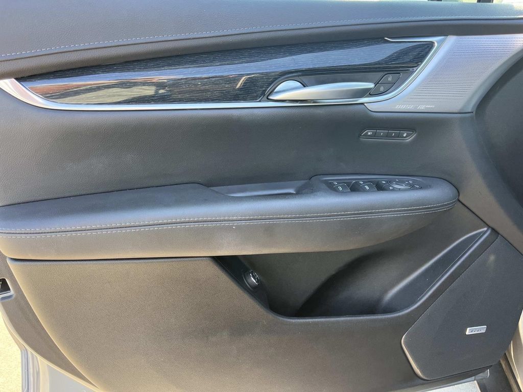 Certified 2023 Cadillac XT5 Premium Luxury w/ Technology Package FWD image 31