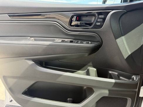 Used 2026 Honda Odyssey Elite image 33
