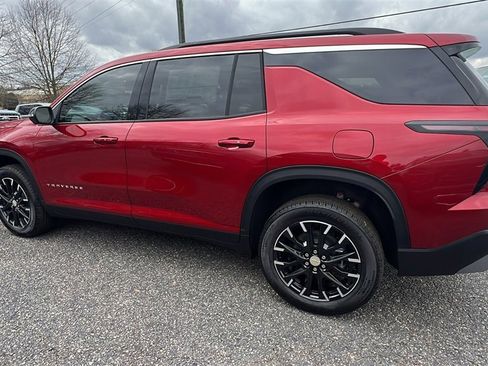 New 2026 Chevrolet Traverse LT w/ Sun and Wheel Package image 8