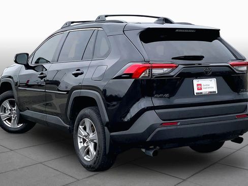 Used 2025 Toyota RAV4 XLE FWD image 12