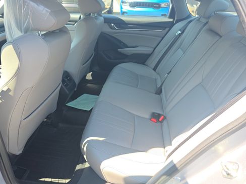 Used 2019 Honda Accord EX-L image 9