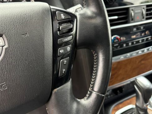 Used 2021 Nissan Armada SL w/ Captain's Chairs Package AWD/4WD image 18