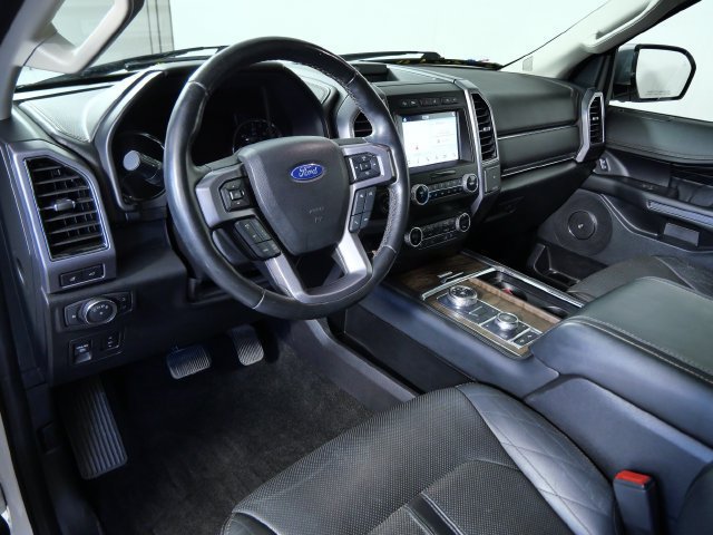 Used 2019 Ford Expedition Platinum AWD/4WD image 3