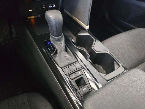 Used 2025 Toyota Camry LE FWD image 31
