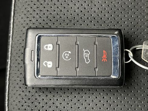 Used 2024 Jeep Grand Cherokee Altitude AWD/4WD image 27