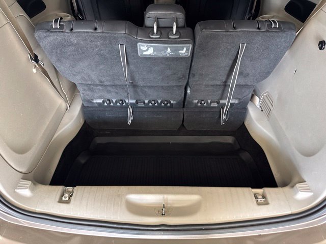 Used 2017 Chrysler Pacifica Touring-L FWD image 13