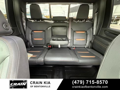 Used 2024 GMC Sierra 2500 AT4 w/ AT4 Premium Plus Package AWD/4WD image 29