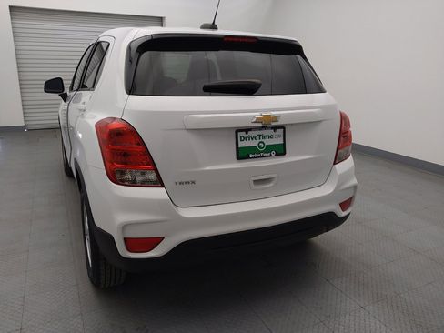 Used 2021 Chevrolet Trax LS w/ Tint and Cruise Package image 6