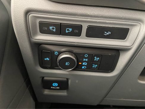 Used 2022 Ford F150 XLT w/ Equipment Group 302A High image 37