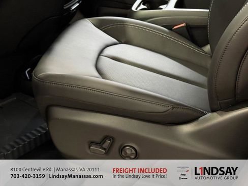 New 2026 Chrysler Pacifica Select image 19