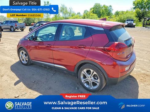 Used 2019 Chevrolet Bolt LT FWD image 3