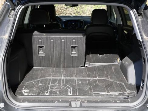 Used 2023 GMC Terrain AT4 w/ LPO, Floor Liner Package AWD/4WD image 31