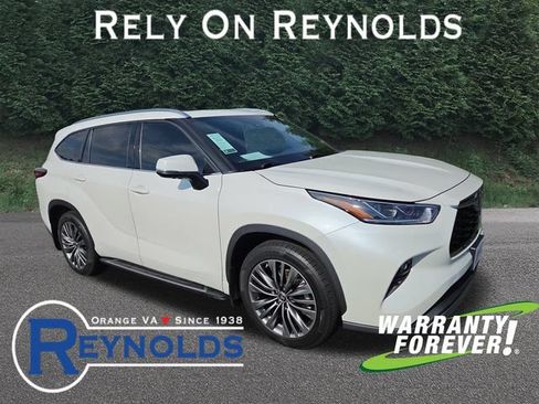 Used 2020 Toyota Highlander Platinum AWD/4WD image 1