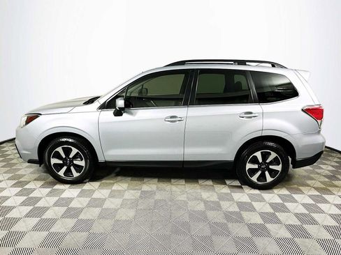 Used 2017 Subaru Forester 2.5i Limited w/ Popular Package #2 image 4