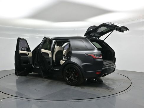 Used 2020 Land Rover Range Rover Sport HST image 34