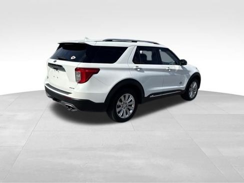 Used 2023 Ford Explorer King Ranch w/ Technology Package AWD/4WD image 7