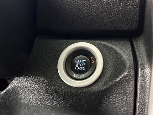 Used 2015 RAM 1500 Sport w/ Ceramic Blue Sport Package image 29