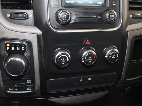 Used 2016 RAM 1500 ST AWD/4WD image 23