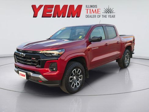 Used 2024 Chevrolet Colorado Z71 w/ Z71 Convenience Package 2 AWD/4WD image 4