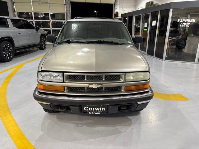 Used 2004 Chevrolet Blazer LS w/ Preferred Equipment Group AWD/4WD image 10