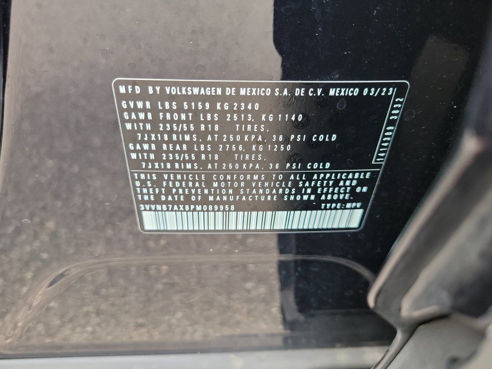 Certified 2023 Volkswagen Tiguan SE w/ Panoramic Sunroof Package FWD image 38