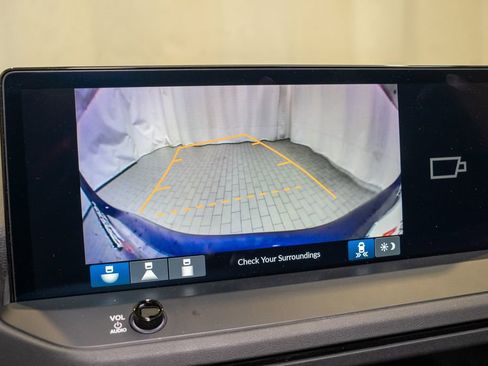 Used 2024 Honda Accord Sport image 13