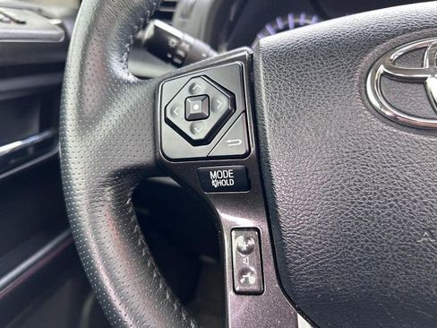 Used 2019 Toyota 4Runner TRD Off-Road Premium image 13