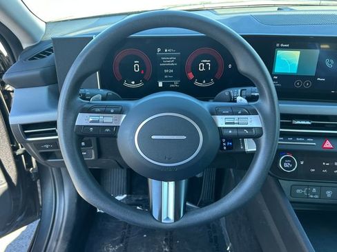 Used 2025 Hyundai Sonata SEL FWD image 20