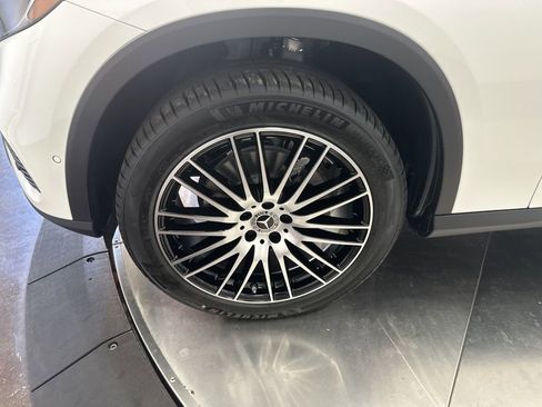 New 2026 Mercedes-Benz GLC 300 image 32