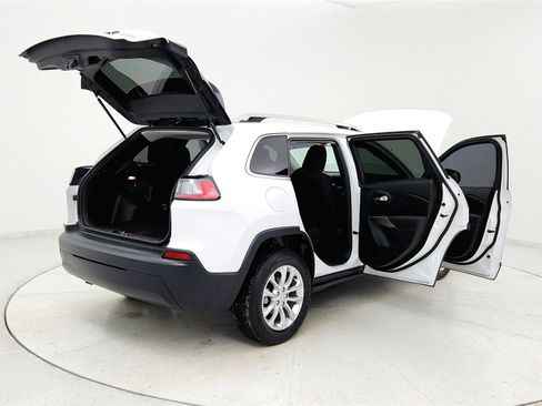 Used 2019 Jeep Cherokee Latitude w/ Popular Appearance Group image 30