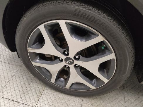 Used 2017 Kia Sportage SX image 31