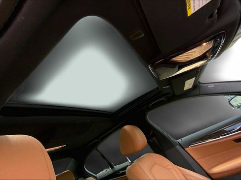 Used 2023 BMW 530i w/ Convenience Package RWD image 13