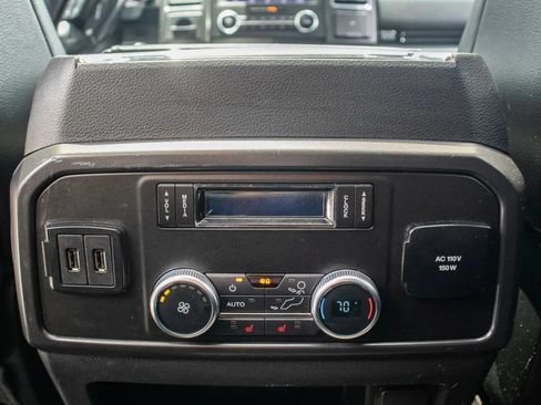 Used 2020 Ford Expedition Limited RWD image 26