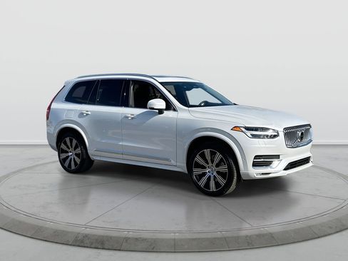 Used 2023 Volvo XC90 B6 Ultimate w/ Protection Package Premier AWD/4WD image 2