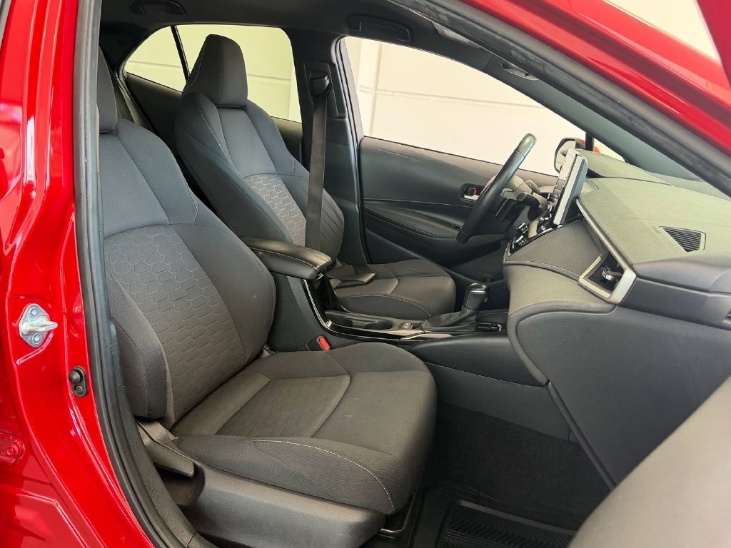 Used 2021 Toyota Corolla SE FWD image 18