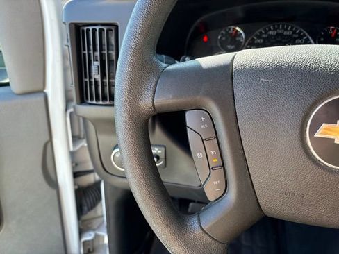 Used 2024 Chevrolet Express 2500 w/ Driver Convenience Package RWD image 30