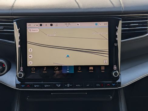 New 2026 Jeep Grand Wagoneer Limited image 9