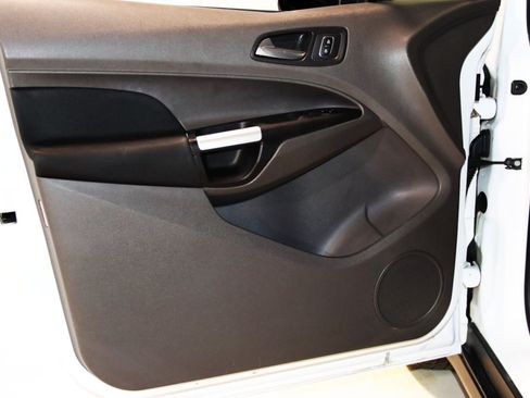 Used 2019 Ford Transit Connect XLT FWD image 30